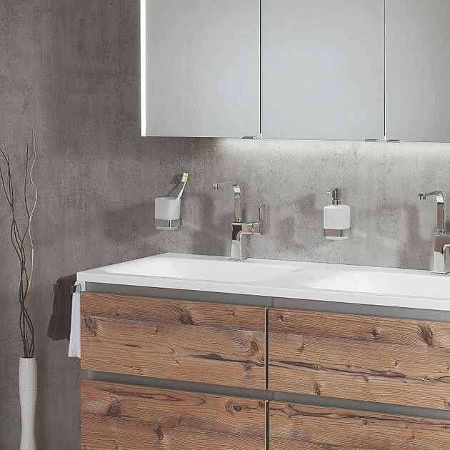 Zu Details der Kategorie Drei