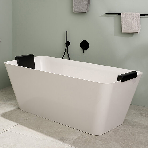 [Translate to Italienisch:] Zu Details der Kategorie Badewanne